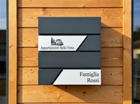 Poštni nabiralnik z logotipom